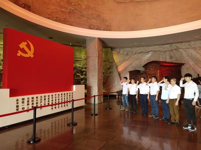 “南湖的船 黨的搖籃” --中鐵八局電務公司常州機電項目部開展主題黨日活動