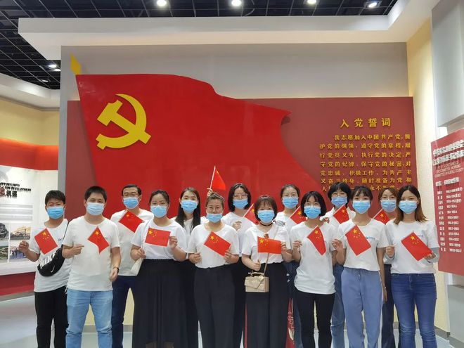 巴州在線全員參觀庫爾勒黨史館,重溫偉大奮斗史!